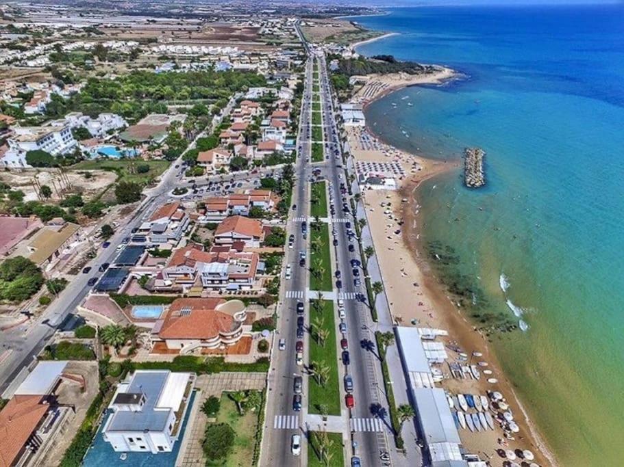 Domus Maulli - Villa Sul Mare Marina di Ragusa Eksteriør billede