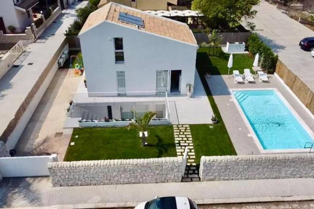 Domus Maulli - Villa Sul Mare Marina di Ragusa Eksteriør billede