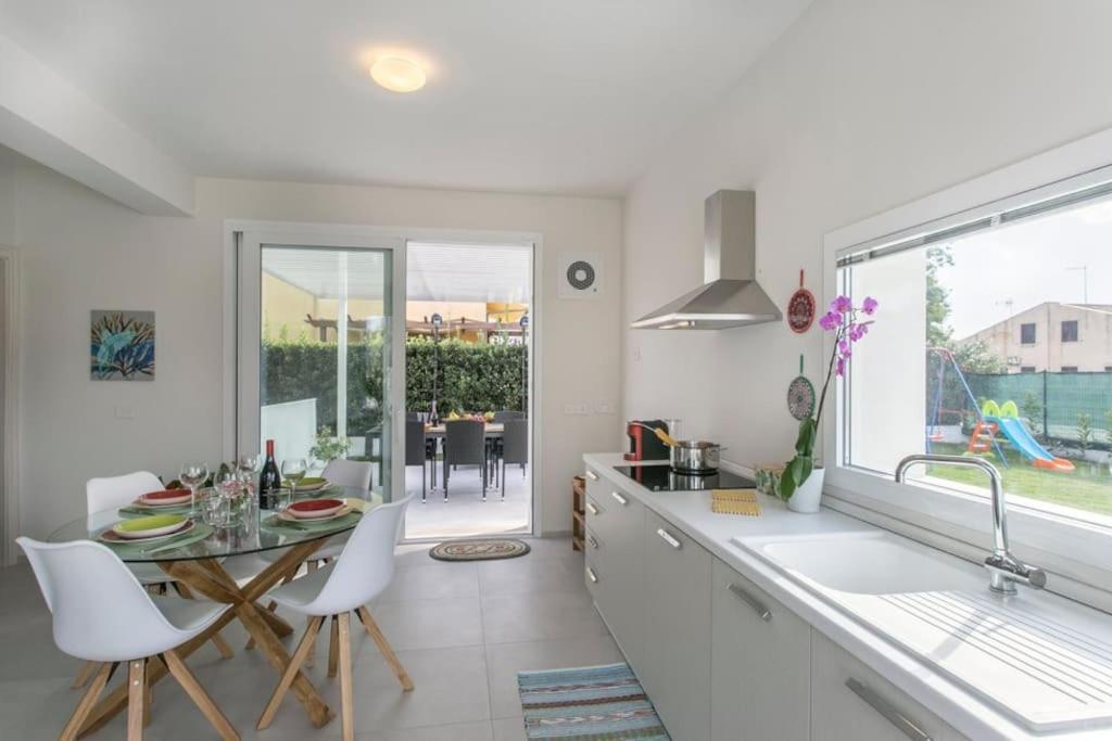 Domus Maulli - Villa Sul Mare Marina di Ragusa Eksteriør billede
